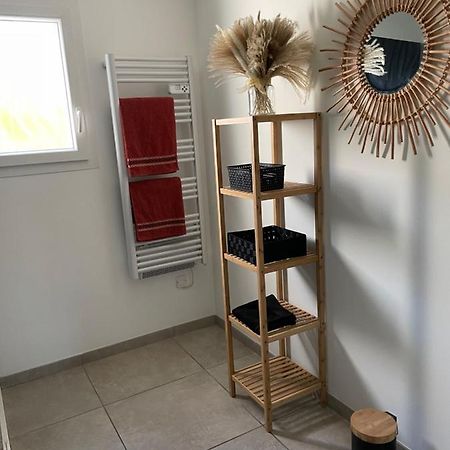 Chambre Avec Salle De Bain Privee Dans Villa Avec Garage Μανόσκ Εξωτερικό φωτογραφία